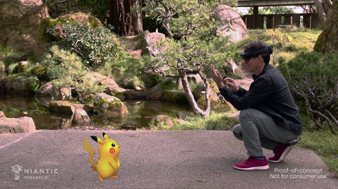 Вы сейчас просматриваете Niantic показали версию Pokemon GO на очки дополненной реальности от Microsoft
