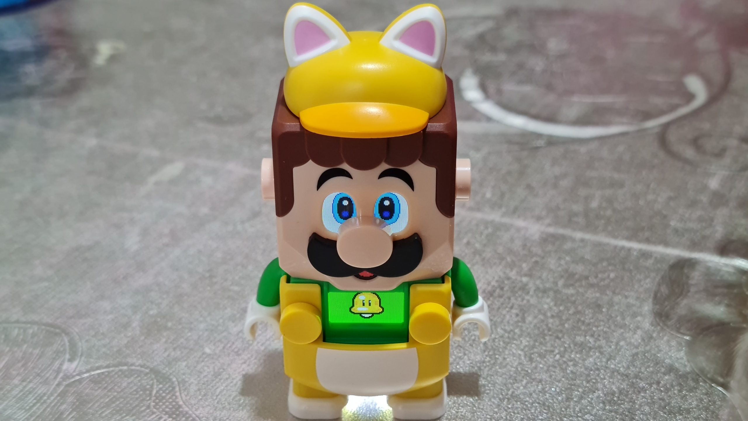 You are currently viewing Распаковка нового набора LEGO Luigi (Лего Луиджи)