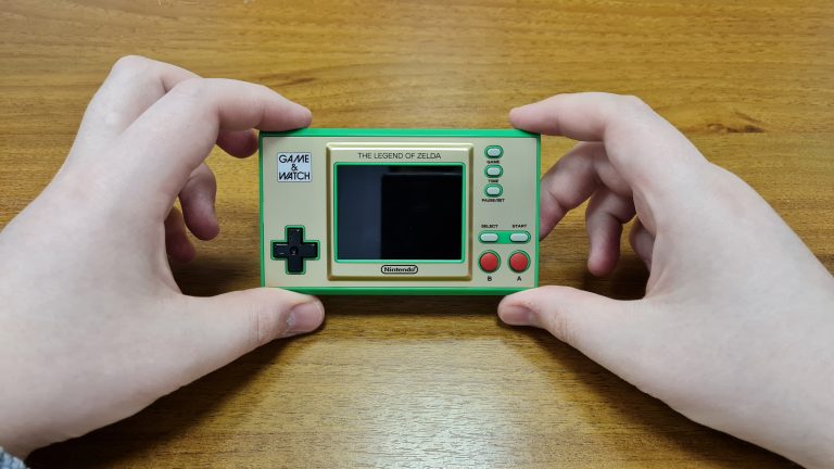 Read more about the article Обзор ретро-консоли Game & Watch The Legend of Zelda